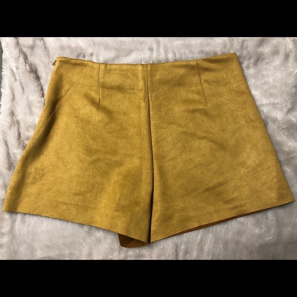 NWT Mustard Faux Suede Skorts - Picture 6 of 6